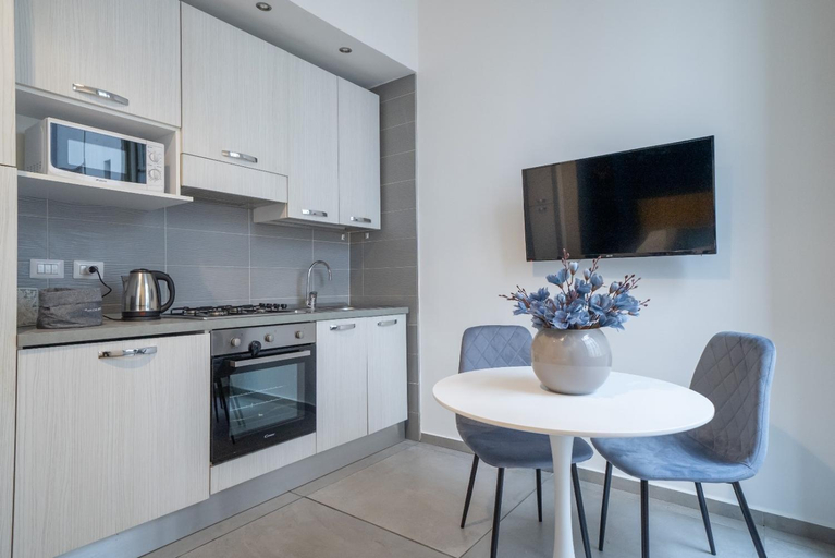 Others 3, Bovio Boutique Studio Apartment, Napoli