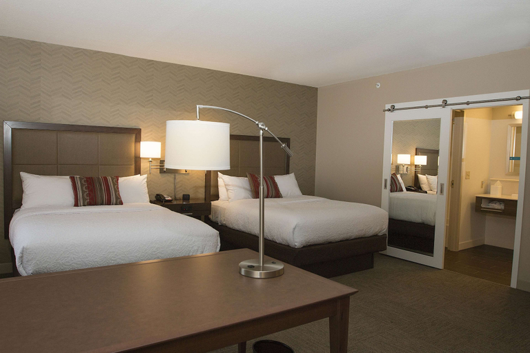 Bedroom 3, Hampton Inn & Suites Boone, Watauga