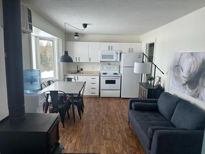 2, Pimishka Chalet-Cottage-Studios, La Vallée-de-la-Gatineau