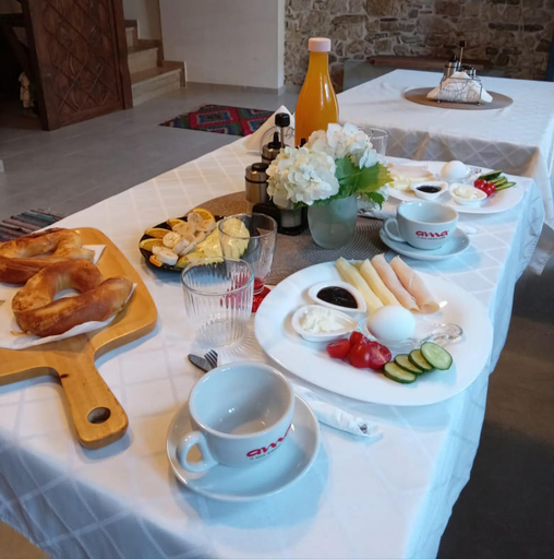 Food & Drinks 5, Hotel Gorica - UNESCO quarter, Beratit