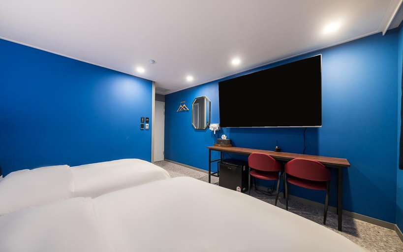 Bedroom 2, Hotel Signature, Junghwasan-dong, Jeonju, Jeonju