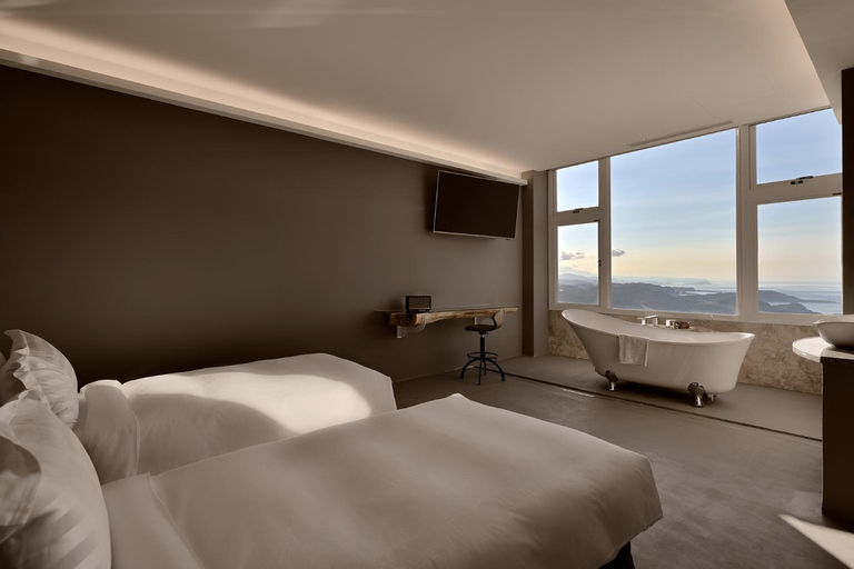 Bedroom 12
