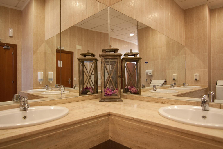 Bathroom 5, Gran Hotel Peniscola, Castellón
