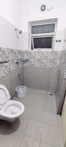 Bathroom 4, Suvarna Elite - Premium Apartment Hotel, Mysore