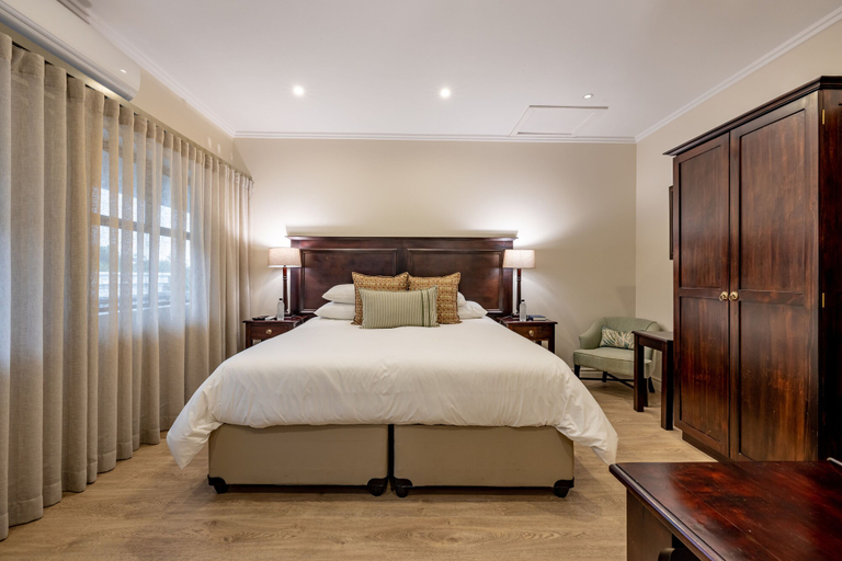 Bedroom 3, Sheppard Boutique Guesthouse, Ehlanzeni