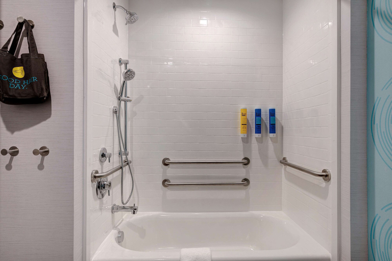 Bathroom 4, TRU BY Hilton Galveston, Galveston