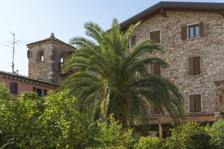 Exterior & Views 2, HOTEL REGINA DEL GARDA SUITE, Brescia