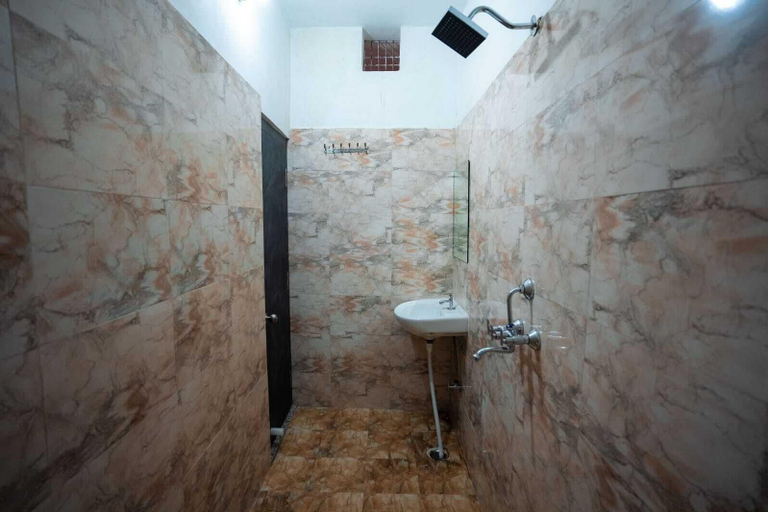 Bathroom, Hotel Jsr Kedar, Chandauli