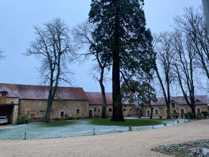 Others 2, Chateau de Bouesse en Berry, Indre