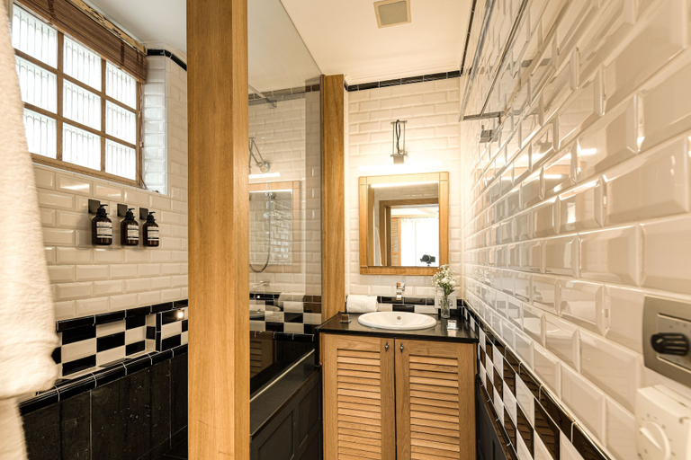 Bathroom 3, City Luxury 3BR Prime Location, Bruxelles
