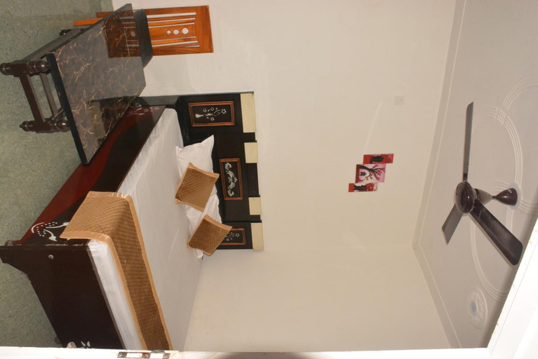 Others 2, Hotel Holiday, Bharatpur