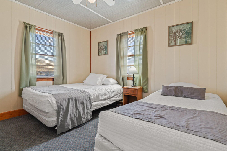 Bedroom 3, Oceanside Court by Kees Vacations, Dare