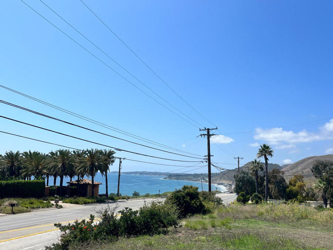 30 PCT OFF!! Limited Time! Malibu Modern Zen Villa with Ocean View, Quick Access to Beach & Hike & C, Los Angeles