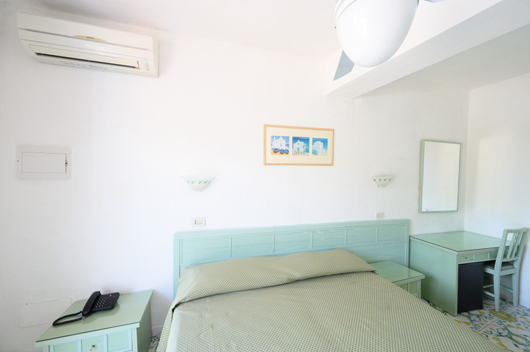 Bedroom 4, Hotel Parco Cartaromana, Napoli