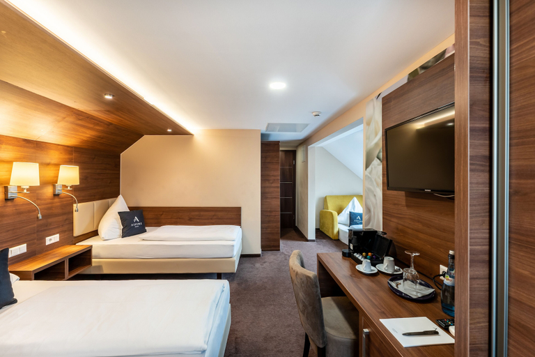 Bedroom 5, Aspire Castillo Reutlingen, Trademark Collection by Wyndham, Reutlingen