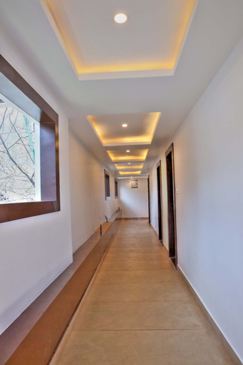 Others 4, Hotel Fifth Season - Pahalgam, Anantnag