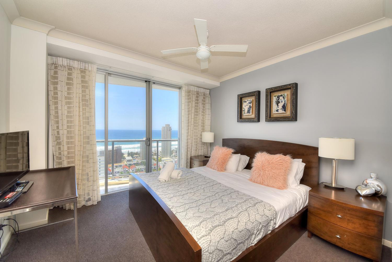 Bedroom 2, Deluxe Chevron Renaissance, Gold Coast