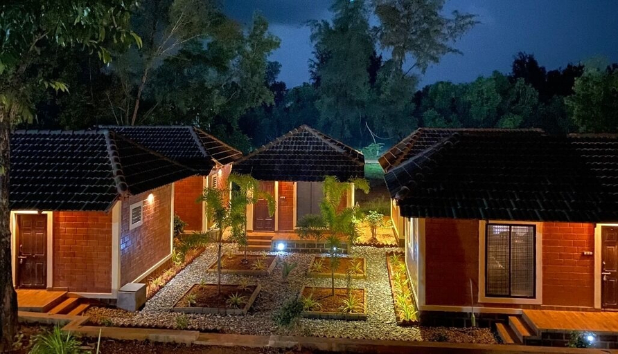 Exterior & Views 2, Silver Sand Beach Resort, Uttara Kannada