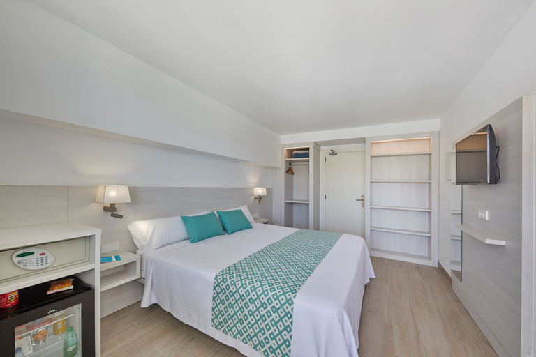 Bedroom 4, Calanova Sports Residence, Baleares