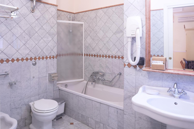 Bathroom 4, Hotel Trinacria, Palermo