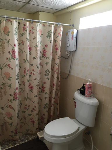 Bathroom 3, Baan Khun ya Ayutthaya, Phra Nakhon Si Ayutthaya