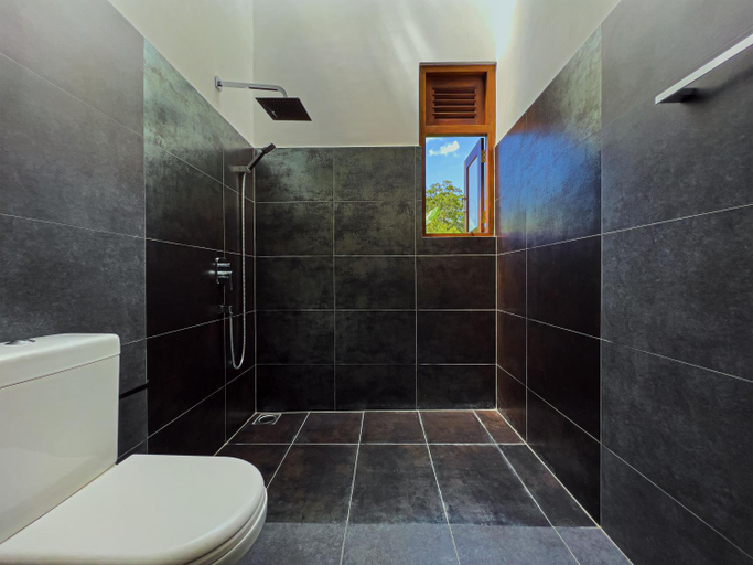 Bathroom 5, Villa Ema, Hikkaduwa