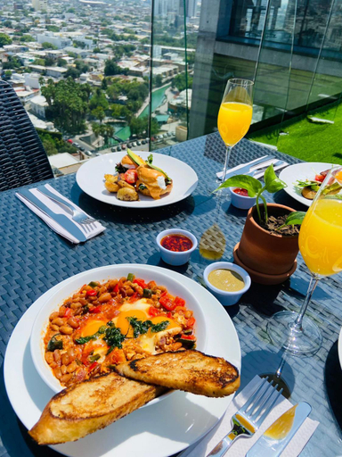 Food & Drinks 5, Hotel Ecovergel Santa Lucia, Monterrey