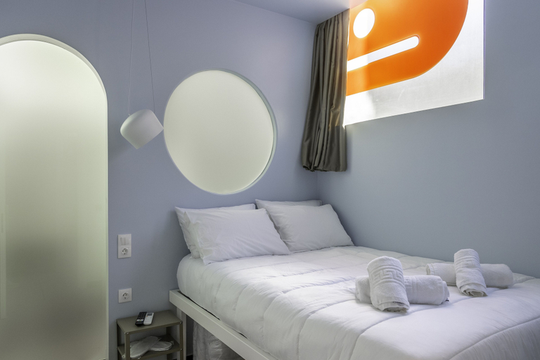 Bedroom 3, Cabins Sleeping Mets, Attica