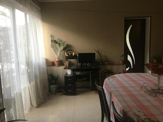 Others 2, House 125a