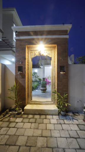 Others 4, Maharani Residence, Denpasar
