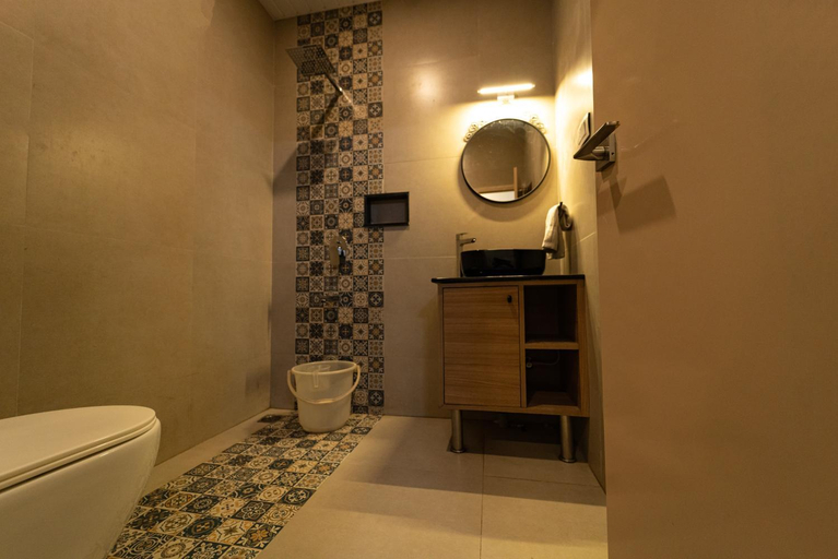 Bathroom 3, Vivera Highlands, Dindigul