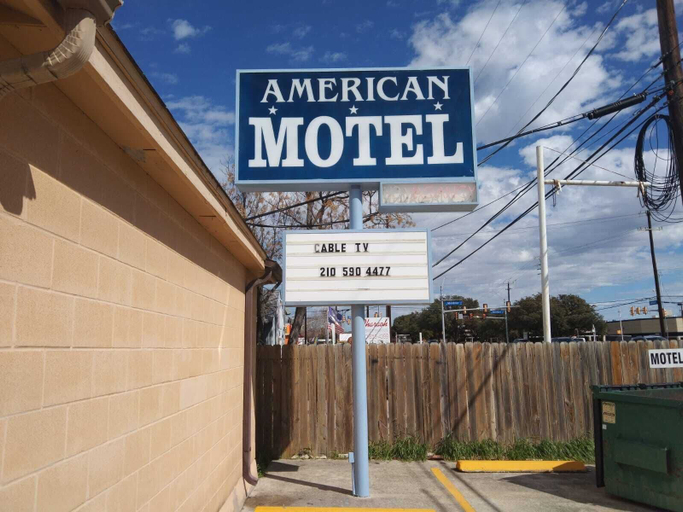 Exterior & Views 2, American Motel, Bexar