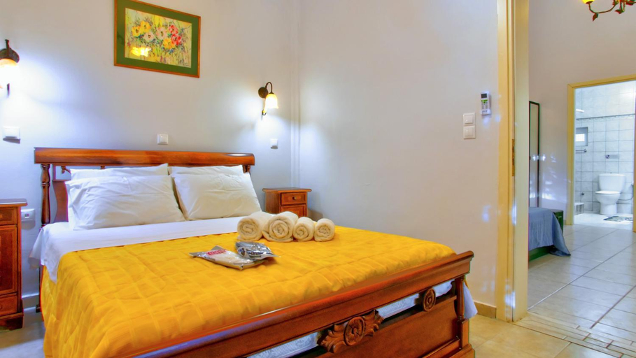 Bedroom 2, Villa Vivere, Ionian Islands
