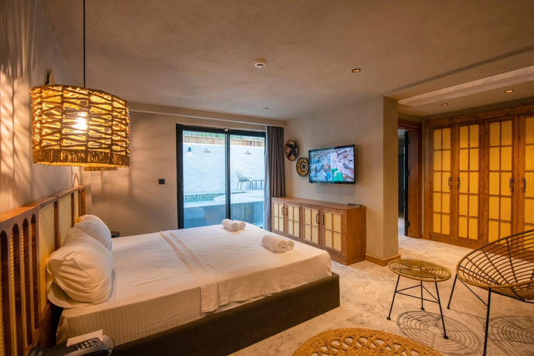 Bedroom 2, Icon Beach Suites Hotel, Fethiye