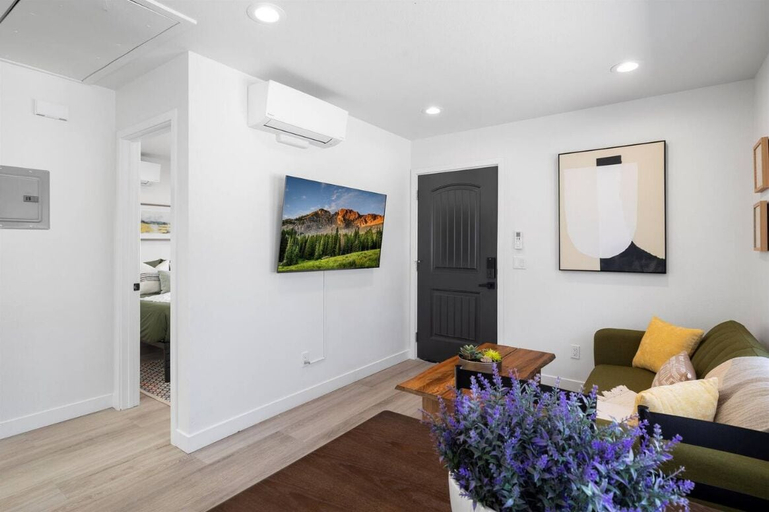 Others 5, Cozy 1bd 1ba Sleeps 3 Close to Disney, Orange