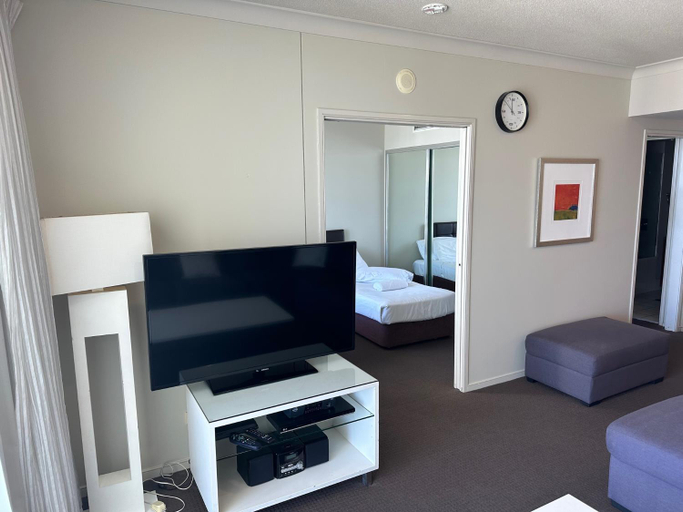 Bedroom 4, Deluxe Chevron Renaissance, Gold Coast