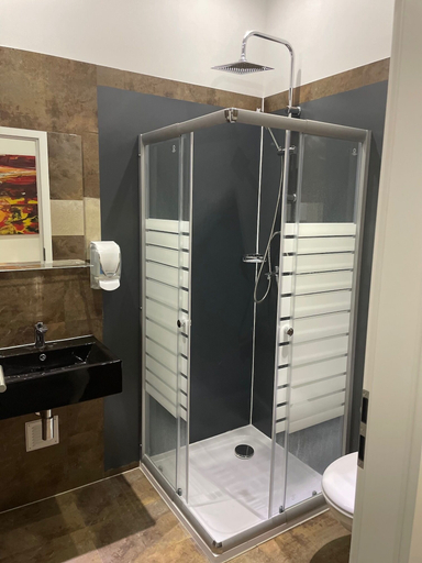 Bathroom 5, Gastpark Hotel, Pfaffenhofen an der Ilm