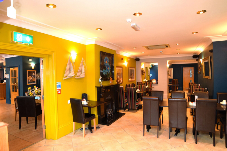 Food & Drinks 4, Dovedale Hotel, Lincolnshire