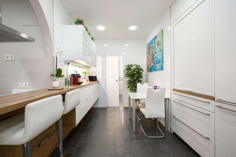 Others 4, HABITACION EN VIVIENDA GRAN VIA BILBAo, Vizcaya