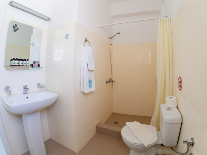Bathroom 4, Amaryllis Beach Hotel, South Aegean