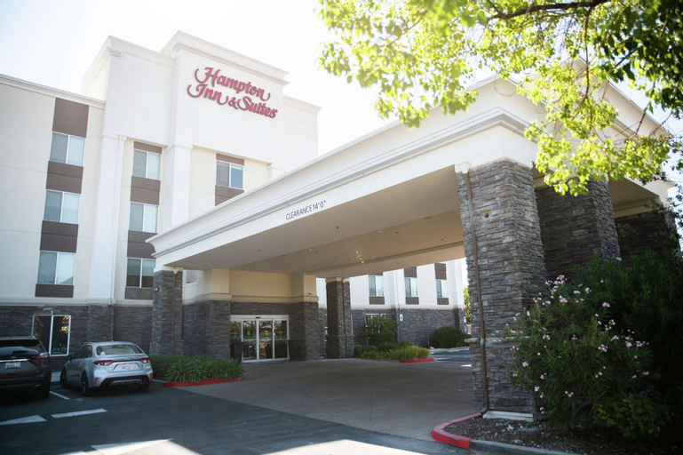 Hampton Inn & Suites Fresno, Fresno