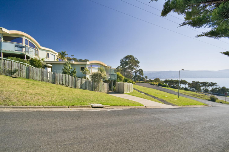Exterior & Views 2, PierView Apartments, Surf Coast - West