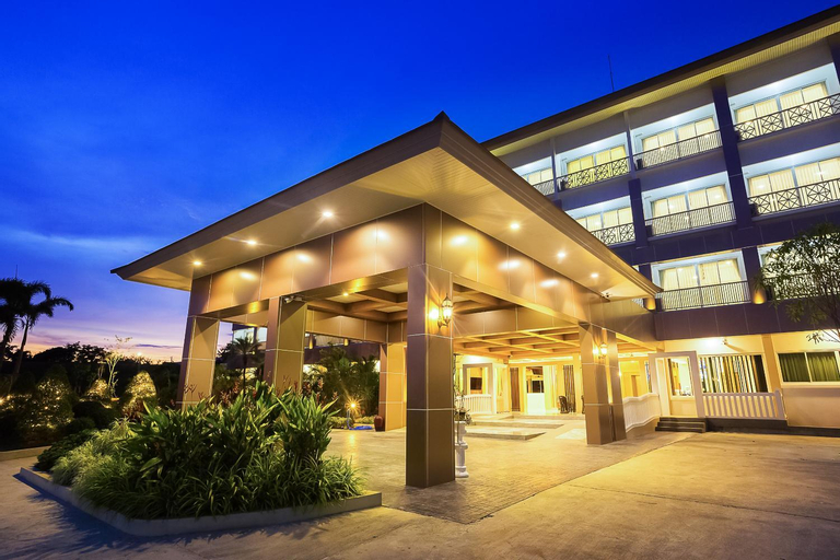 Swan Lake Hotel Sattahip, Sattahip