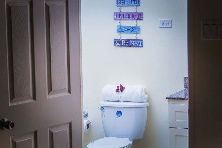 Bathroom, Areca Homes in Draxhall