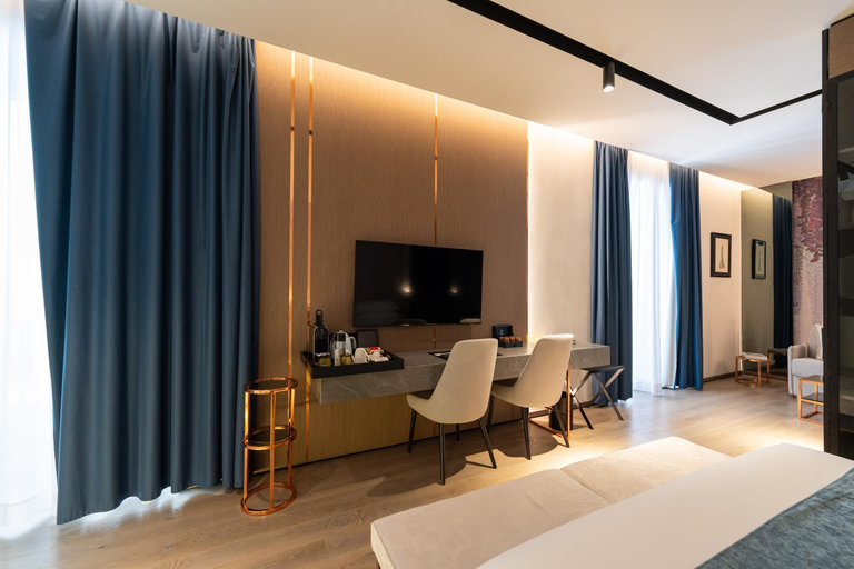 Bedroom 3, Agra Suites, Napoli