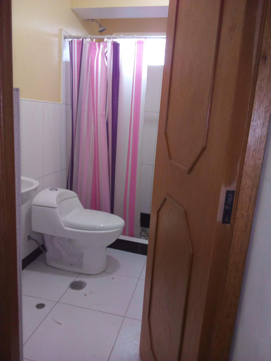 Bathroom 4, Hostal Casa del Montanista, Huaraz
