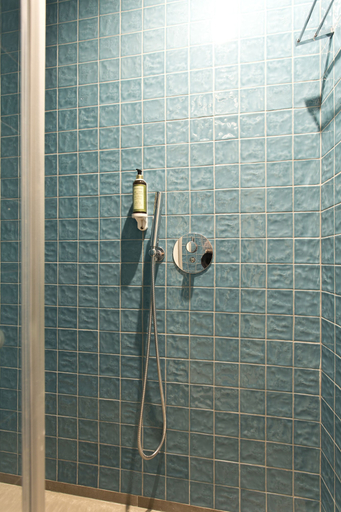 Bathroom 4, RVA Gustavo Eiffel Apartments, Porto