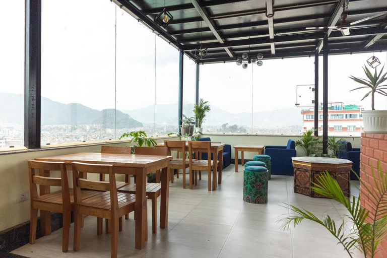 Food & Drinks 5, Hotel Yakroo Manang, Bagmati