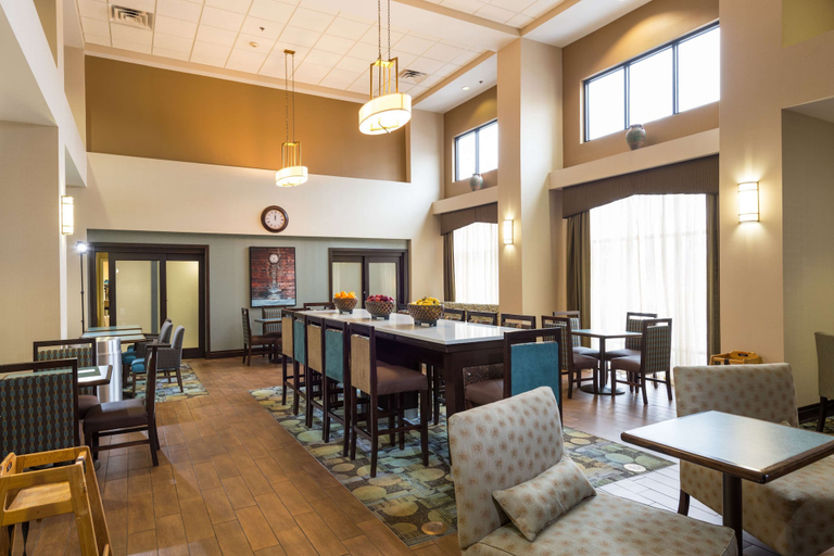 Food & Drinks 5, Hampton Inn & Suites Jamestown, Chautauqua