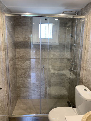 Bathroom 5, Iliovasilema, North Aegean